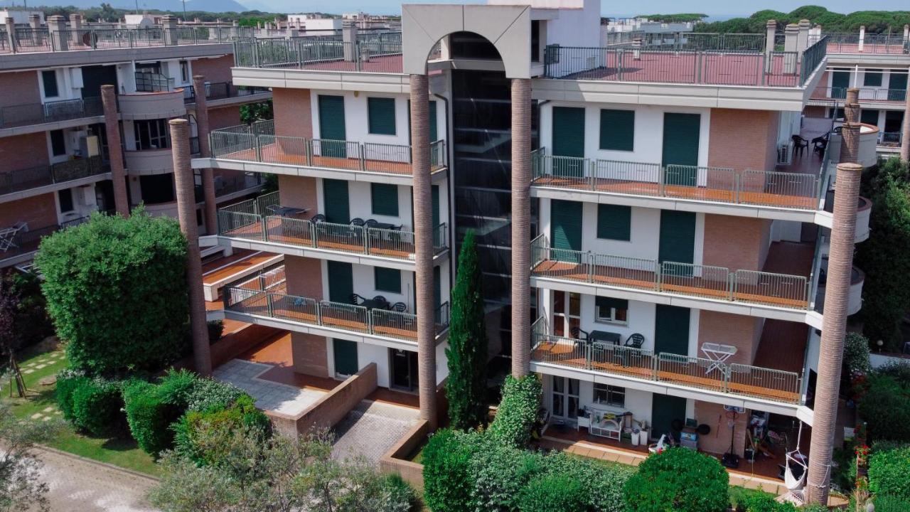 Le Residenze Di Santa Costanza - Il Lentisco Aparthotel San Vincenzo Exterior foto